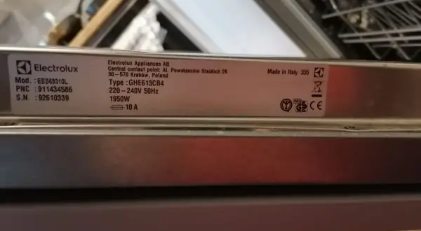 Zmywarka Electrolux EES69310L, model GHE613CB4, wyprodukowana we Włoszech. Czas na jej czyszczenie!