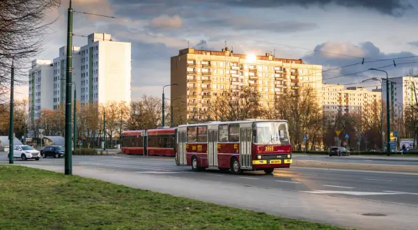 Linia 672 Katowice: Odkryj trasę i atrakcje!