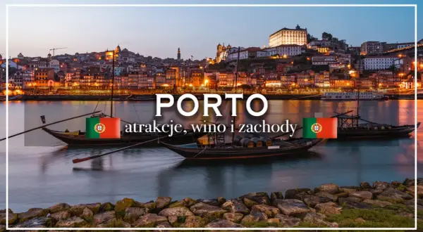 Porto: tradycyjne łodzie Rabelo z beczkami wina porto na rzece Douro, z widokiem na oświetlone miasto o zachodzie słońca.