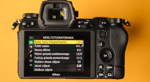 Jaki aparat do vlogowania wybrać? Oto modele, które zachwycają jakością
