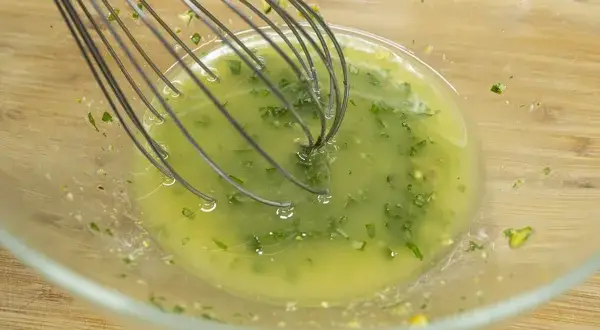 ¿Cómo aliñar burrata? Vinagretas que realzan su cremosidad