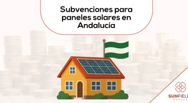 Casa con paneles solares y bandera de Andalucía. Información sobre subvencion placas solares en Andalucía.