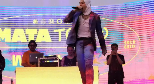 Koncert Maty: Ile trwa show? Pełny czas i jak zaplanować wieczór.
