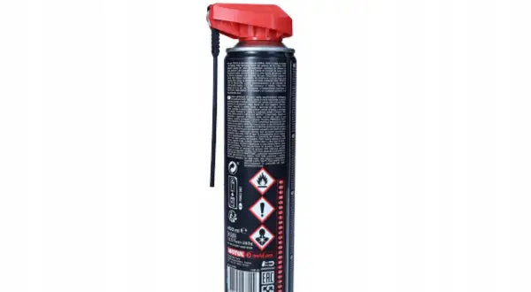 MOTUL C2+ – skuteczny smar do łańcuchów motocyklowych, który działa