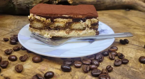 Idealne Tiramisu: Przepis Krok po Kroku i Wariacje