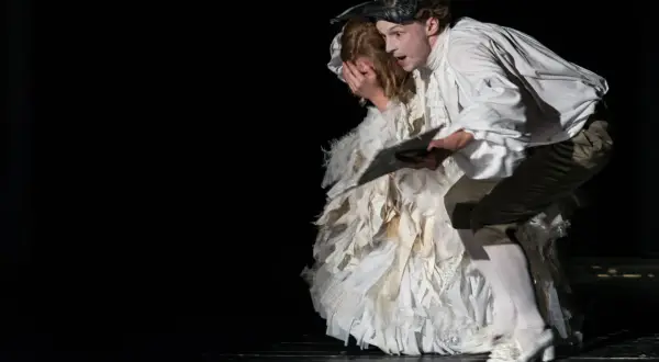 Molière i epoka baroku: jak jego twórczość zmieniła teatr