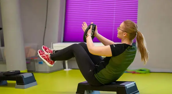 Trening Tabata co to? Poznaj sekrety efektywnego HIIT i jego zalety