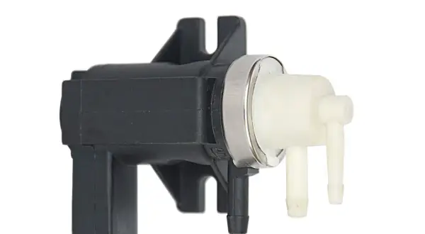 Électrovanne de pompe à injection. Un symptôme de défaillance peut être une perte de puissance moteur.