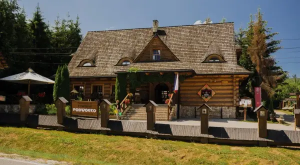 Bieszczady gdzie zjeść - odkryj najlepsze miejsca na regionalne smaki