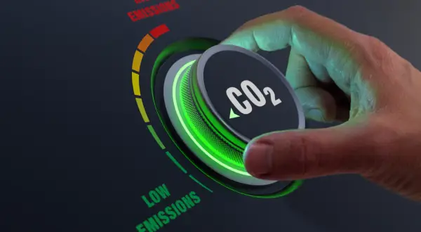Ograniczenia emisji CO2: Jak uniknąć katastrofy klimatycznej?