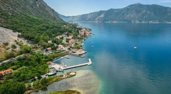 Odkryj atrakcje Zatoki Kotorskiej: Gotowy plan na niezapomniany wyjazd