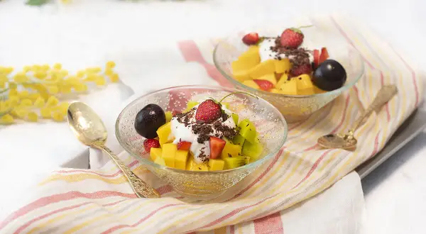 Postres con fruta: 50+ ideas fáciles, saludables y para cada ocasión