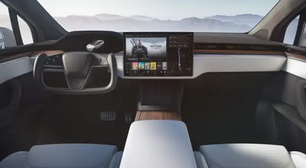 Jak wygląda Tesla? Odkryj minimalistyczny design i futurystyczne wnętrze.