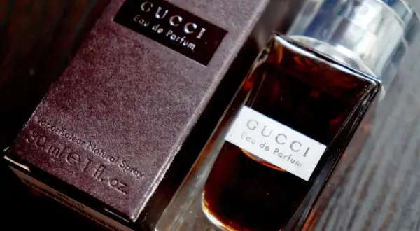 Elegancki flakon i pudełko perfum Gucci Premiere, 30 ml. Luksusowy zapach dla wyjątkowych chwil.