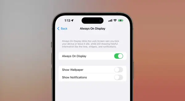 Ustawienia "Always On Display" (AOD) na iPhonie. Pozwala to na wyświetlanie godziny i powiadomień na zablokowanym ekranie.
