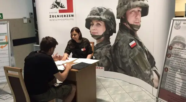 Rozmowa o pracy w WKU, zarobki i służbie. Rekrutacja do wojska.