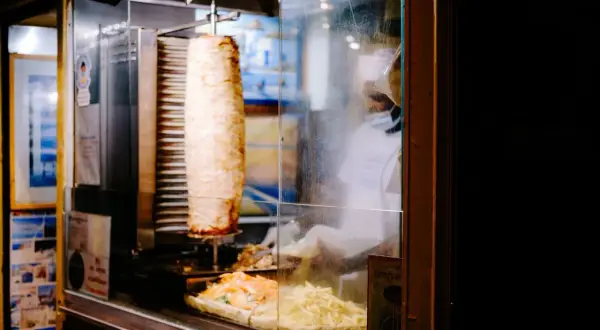 Kula mocy kebab co to? Odkryj prawdę o jakości i składzie