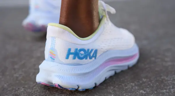 Hoka buty co to za firma? Poznaj ich unikalne cechy i historię