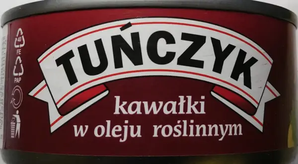 Ile kalorii ma tuńczyk w oleju roślinnym? Zaskakujące różnice!