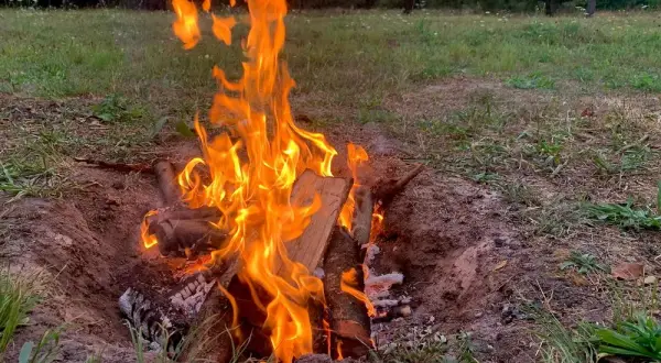 Czy można palić ognisko na prywatnej posesji? Przepisy i zasady bezpieczeństwa
