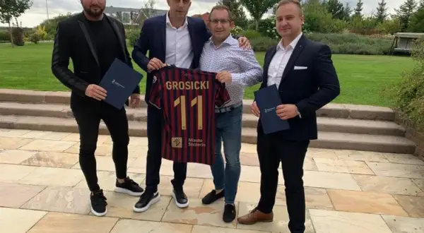 Zarobki piłkarzy Pogoni Szczecin - zaskakujące różnice w wynagrodzeniach