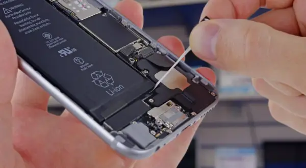 iPhone 7: Wymiana baterii nowe życie? Koszt, opłacalność i porady