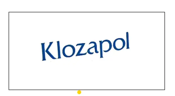 Napis "Klozapol" w kolorze niebieskim, lekko pochylony. Klozapina to lek stosowany w leczeniu schizofrenii.