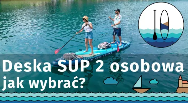 Para na desce SUP, ciesząca się pływaniem w spokojnej wodzie.