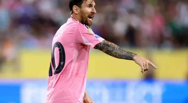 Ile zarabia Messi? Niezwykłe zarobki legendy futbolu ujawnione.