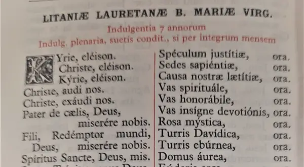 Litania do Matki Bożej Loretańskiej, tekst modlitwy z tytułem i fragmentami wezwań, np. "Spéculum justítiæ".