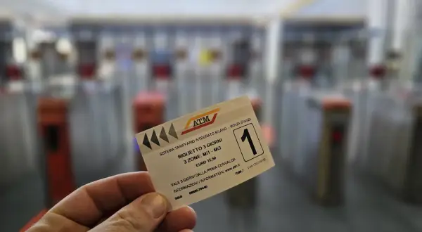 Bilet na metro mediolan na 3 dni, obejmujący strefy Mi1-Mi3. Gotowy do podróży po Mediolanie!