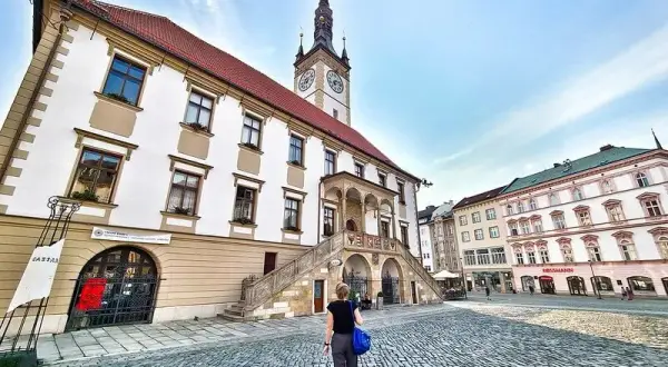 Ołomuniec atrakcje, które zaskoczą każdego turystę i oczarują historią
