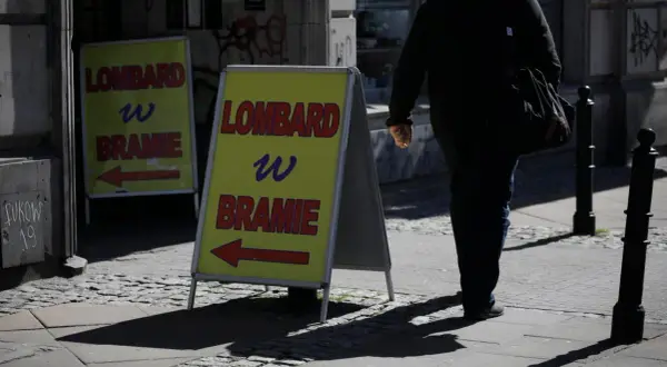 Ile zarabia pracownik lombardu? Zaskakujące różnice w wynagrodzeniach