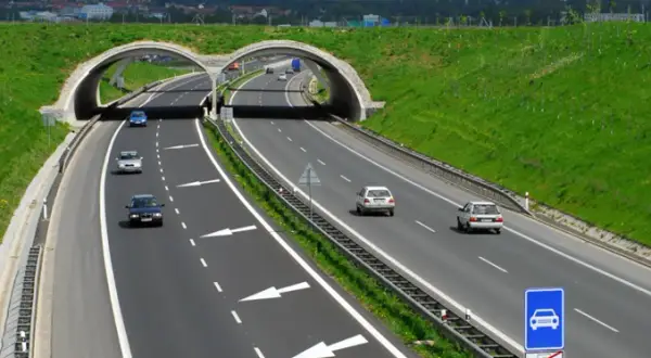 Kiedy otworzą autostradę Brno-Wiedeń? Aktualne postępy i korzyści dla podróżnych