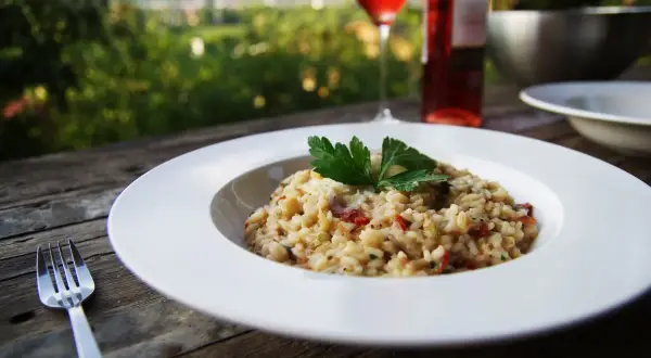 Co zamiast wina do risotto? Smakowite alternatywy, które zaskoczą