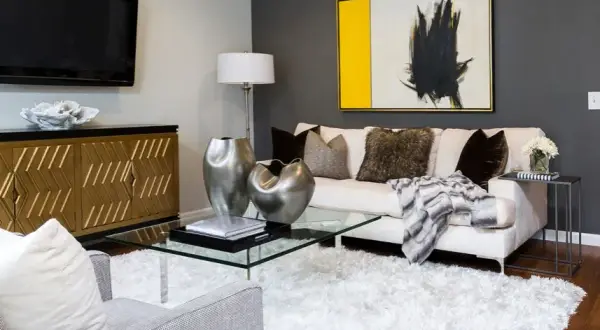 Wohnzimmer einrichten: Praktische Tipps für einladende Räume