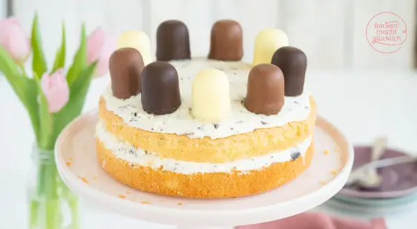 Leckere Mohrenkopftorte mit Schoko- und weißen Köpfen, ein tolles Rezept für jeden Anlass.