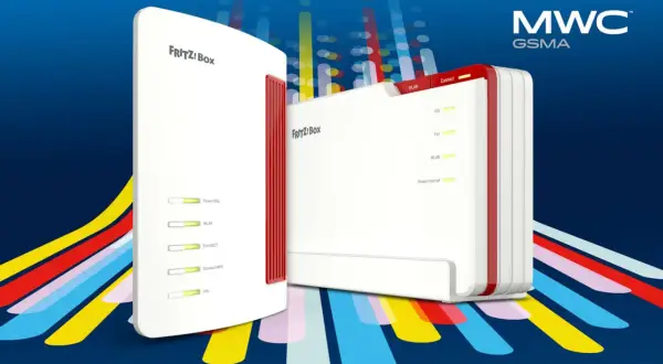 Dwa białe routery Fritz!Box z czerwonymi akcentami, gotowe do działania. Dowiedz się, jak zaktualizować router, by cieszyć się szybkim internetem.