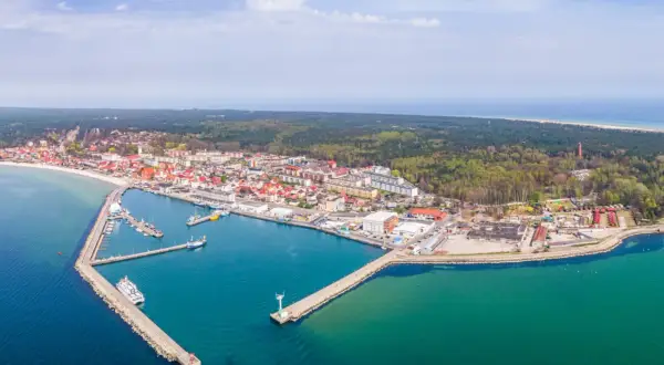 Ile kilometrów ma półwysep helski? Odkryj jego długość i więcej!