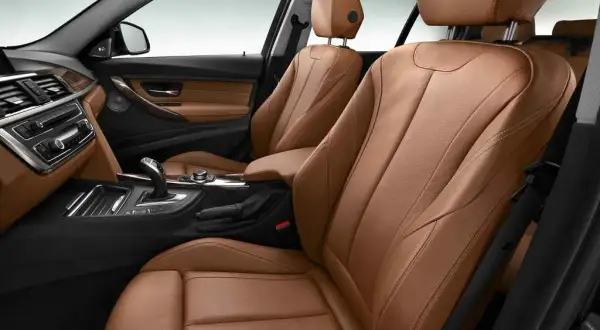 BMW F30 wnętrze - elegancja, komfort i nowoczesne technologie