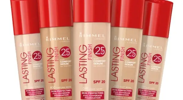 Rimmel lasting finish 100 czy 103 - który odcień lepiej pasuje do cery?