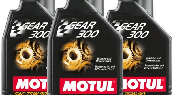 Motul Gear 300 - najlepszy olej do skrzyń biegów, który chroni przed zużyciem