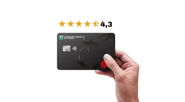 Hand hält schwarze Karte mit Sternenmuster. Sterne, 4,3 Sternebewertung. Gute consors finanz kredit erfahrungen.