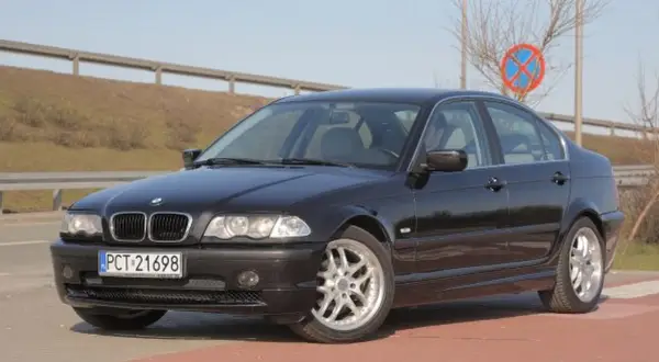 BMW E46 cena: Ile kosztuje kultowy model? Poradnik kupującego