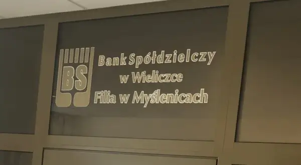 Jakie banki są w Myślenicach? Oddziały bankowe i ich lokalizacja