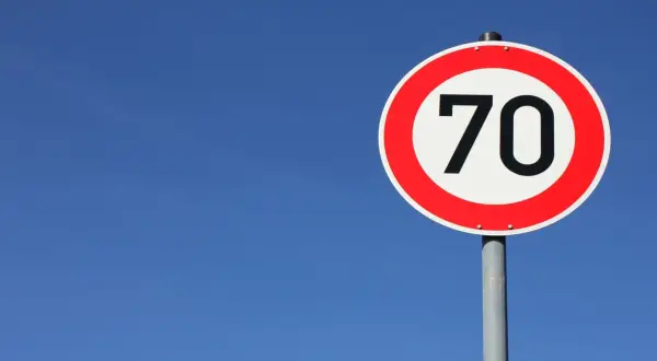 Autostrada: Ile można jechać? Poznaj limity i uniknij mandatu!