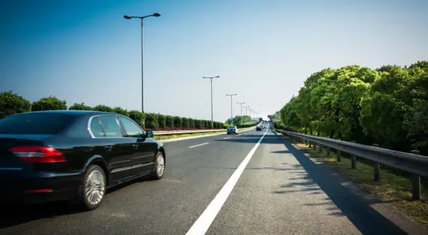 Które autostrady w Polsce są płatne? Sprawdź, aby uniknąć kosztów