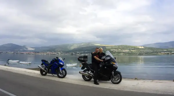 Najpiękniejsze trasy motocyklowe w Chorwacji - odkryj niezapomniane widoki
