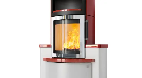 Moderner Kaminofen mit rotem Granit und Sichtfenster, der den HARK ECO PLUS ohne Filter betreiben lässt.