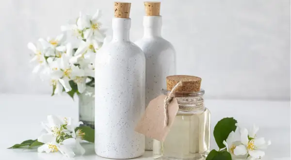 Domowy szampon DIY: naturalne przepisy dla zdrowych włosów i planety